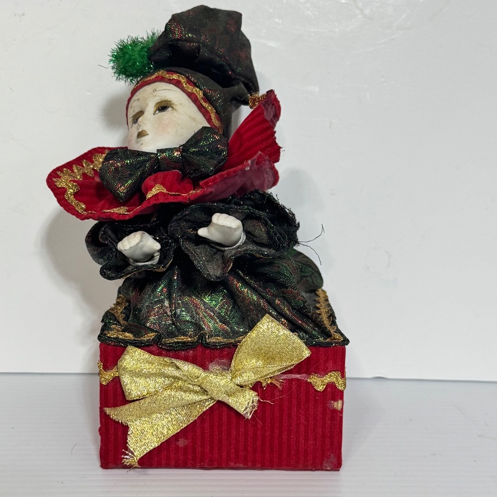 vintage musical porcelain clown doll in gift box wind up harlequin red gold